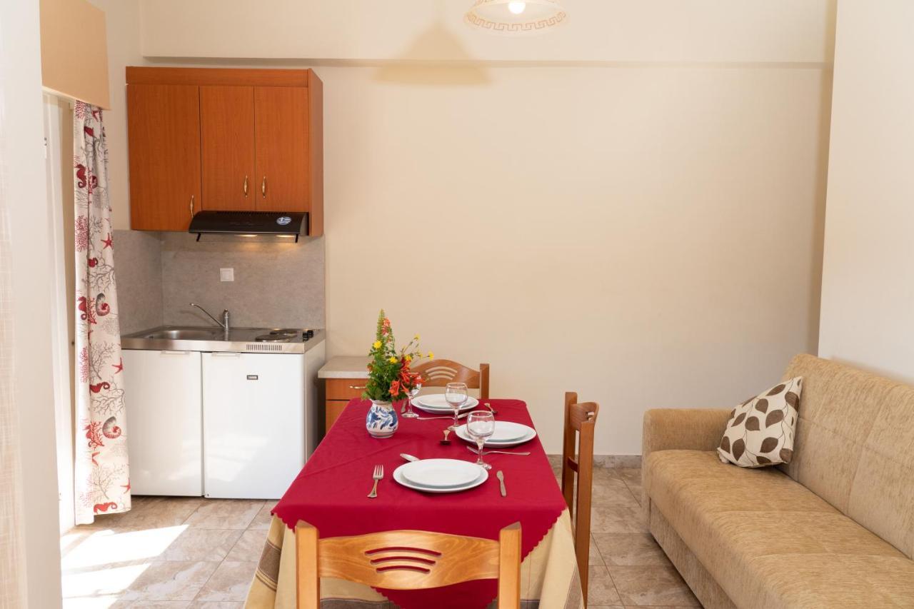 Lorenzo House Apartments Lászi Kültér fotó