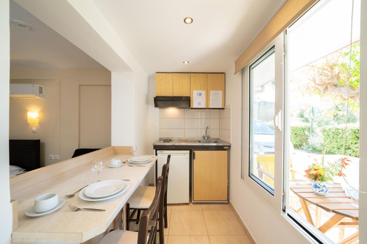 Lorenzo House Apartments Lászi Kültér fotó