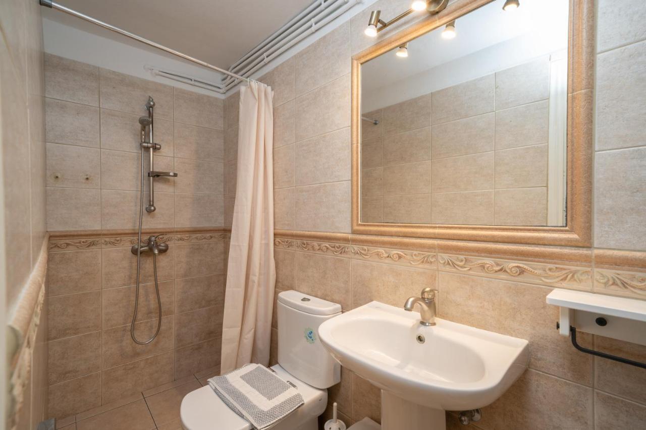 Lorenzo House Apartments Lászi Kültér fotó