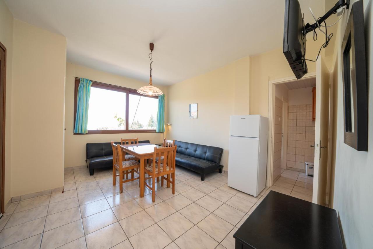 Lorenzo House Apartments Lászi Kültér fotó