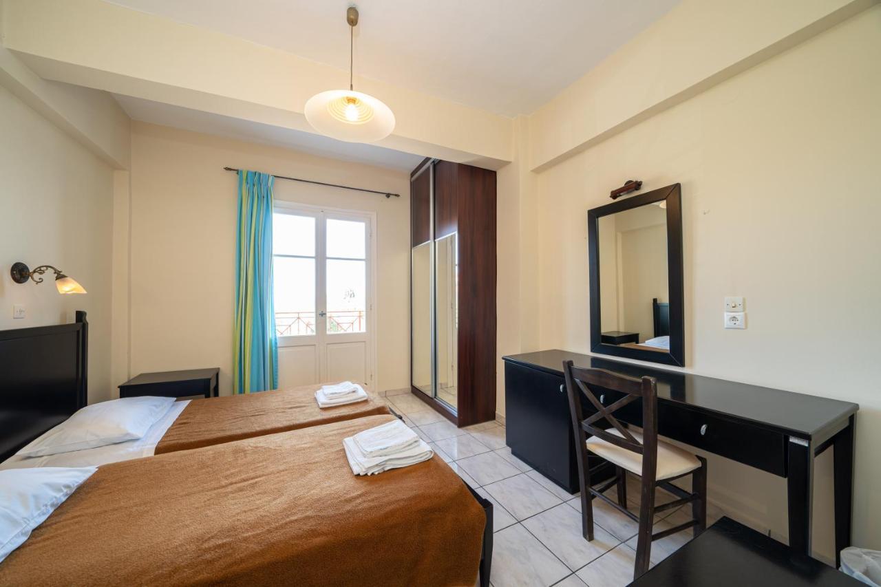 Lorenzo House Apartments Lászi Kültér fotó